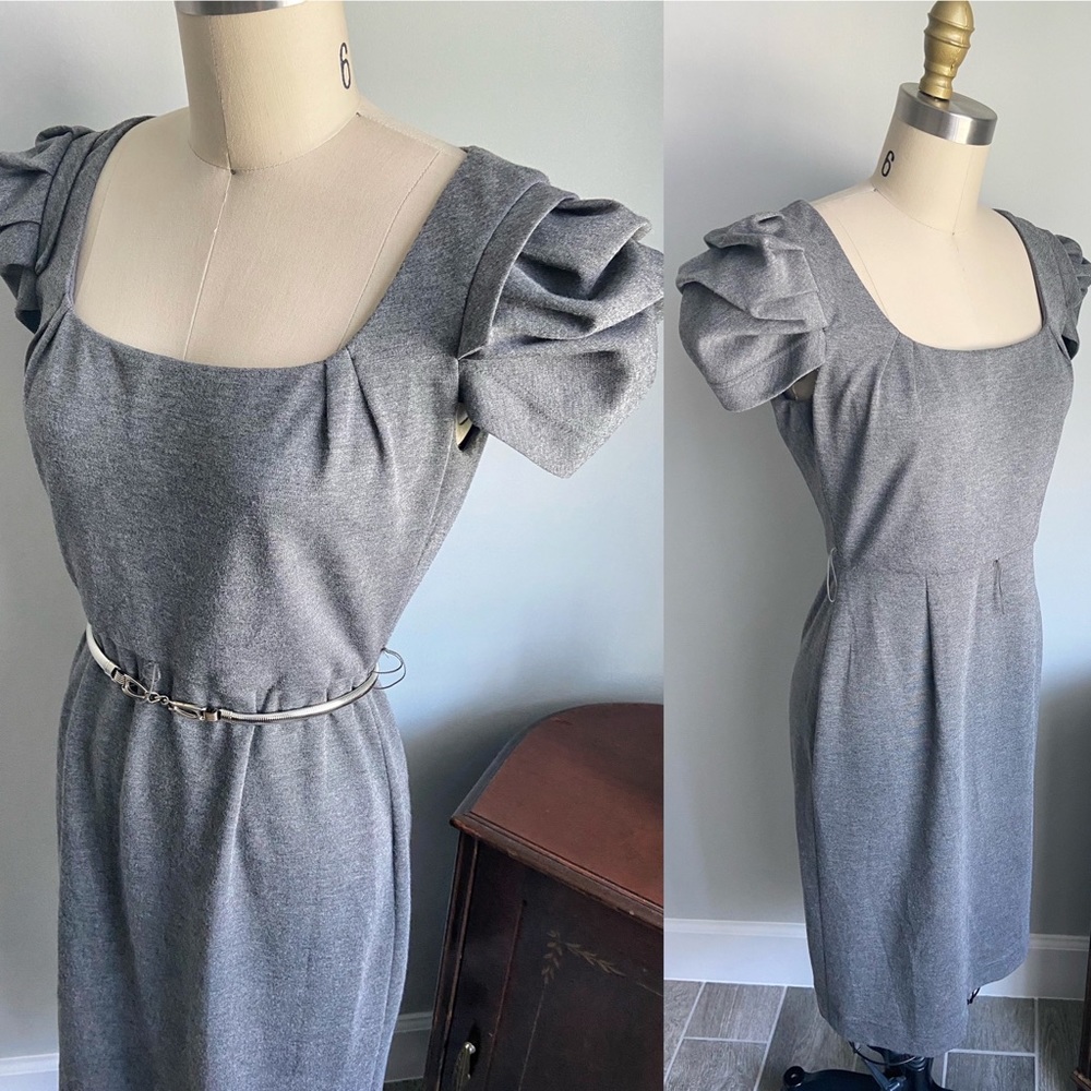 Adrianna Papell gray dress size 6 puffed sleeves